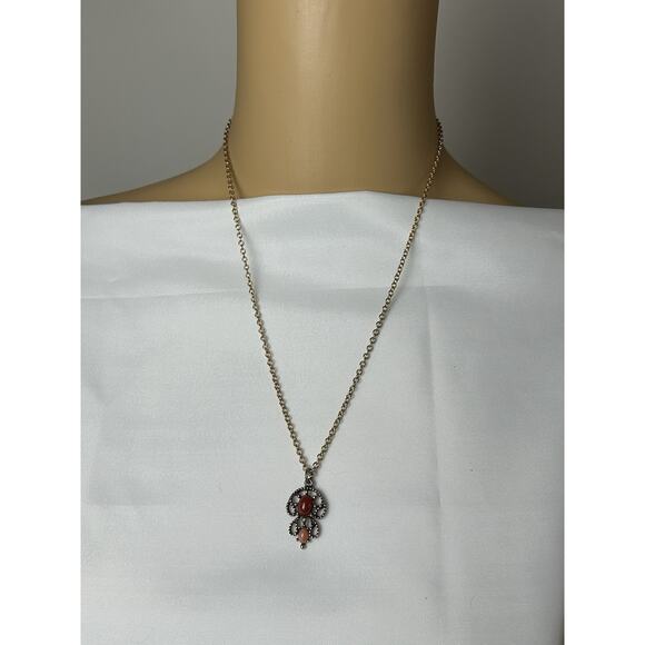 Vintage Avon Pendant Necklace - Picture 1 of 2